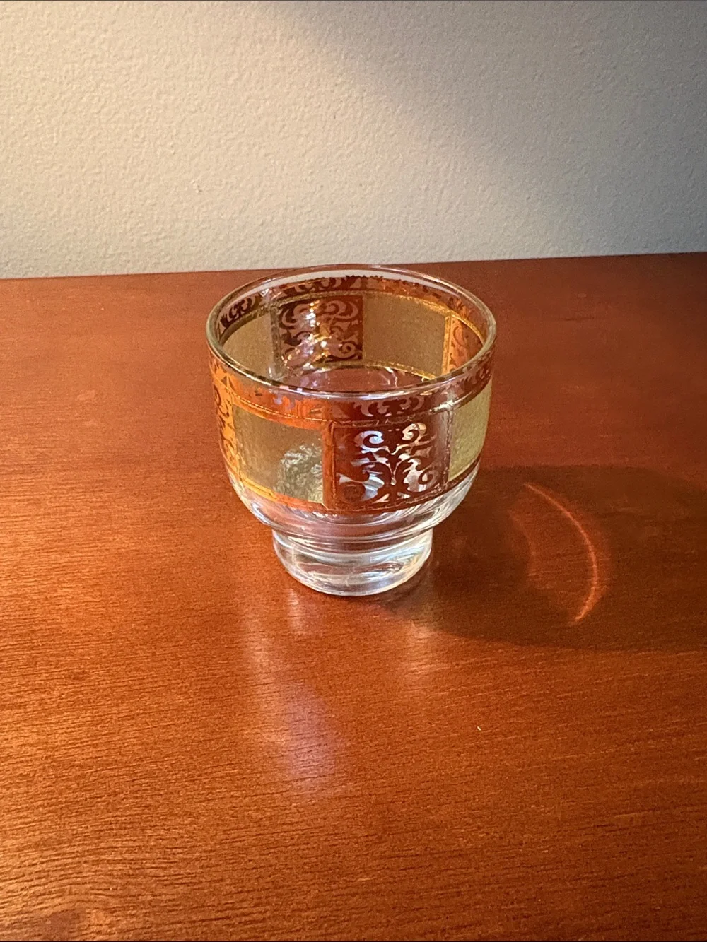 Source Unknown Gold and Clear Decorative Glass Dessert Bowl
